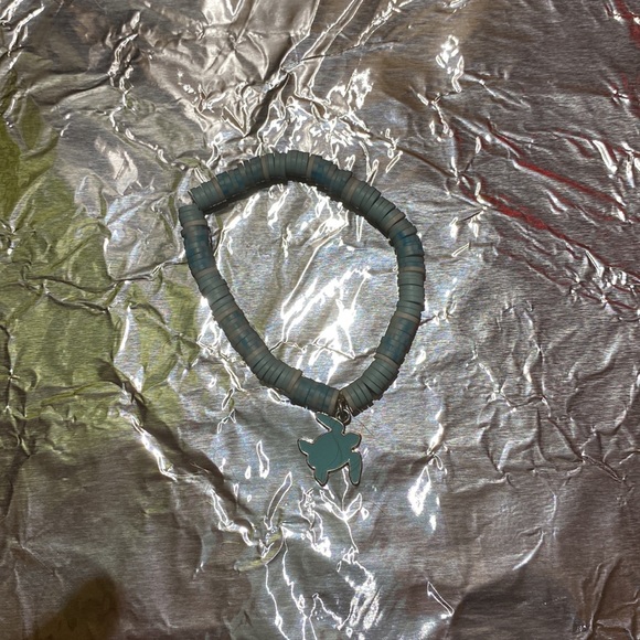 Sea Turtle Clay Bead Bracelet - Picture 2 of 2